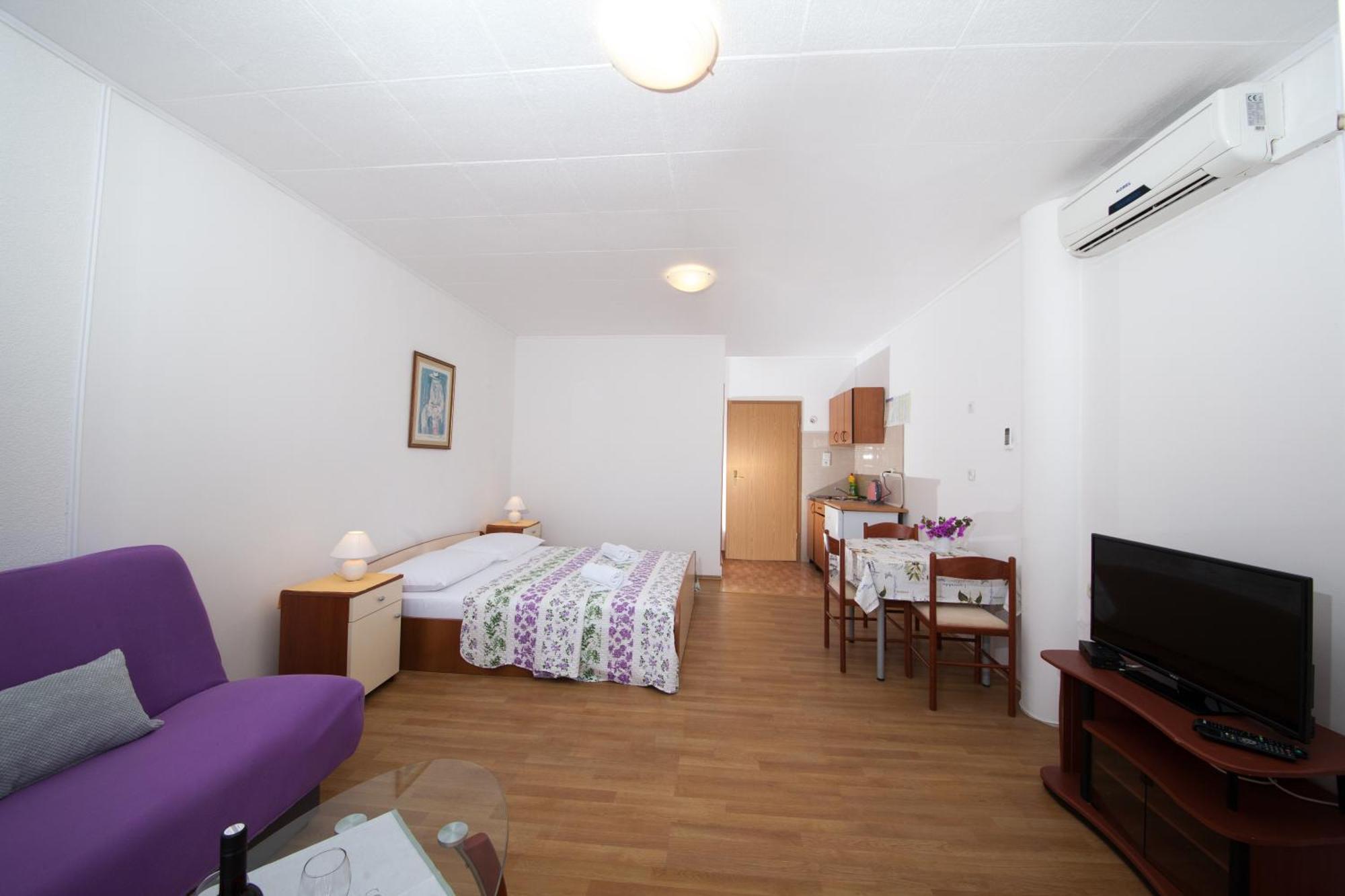 Apartments Kovacic Makarska Chambre photo